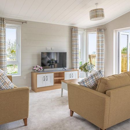 Hawthorn Glen Lodges Downham Market Exteriör bild